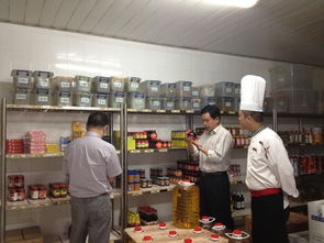 保障節(jié)日餐桌安全——區(qū)領(lǐng)導(dǎo)視察節(jié)前餐飲服務(wù)單位食品安全工作